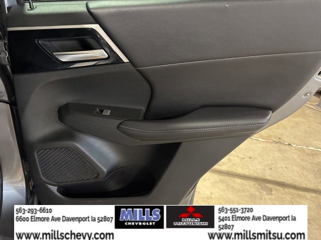 Used 2022 Mitsubishi Outlander SE AWD/4WD image 15