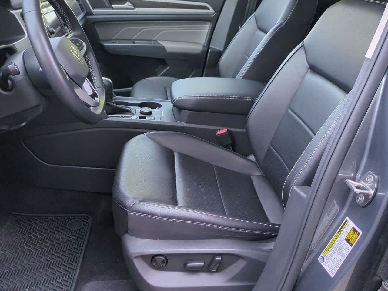 Used 2023 Volkswagen Atlas SE AWD/4WD image 15