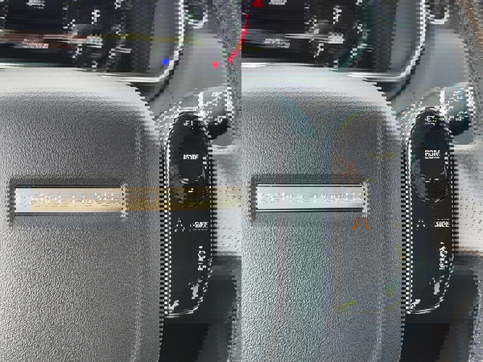 Used 2020 Land Rover Range Rover Sport SE image 20