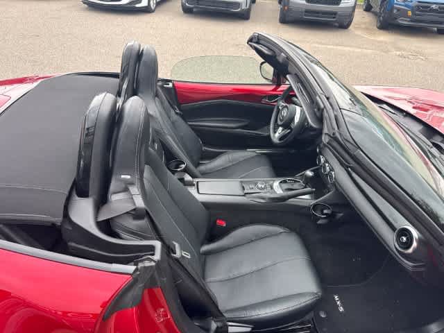 Used 2023 MAZDA MX-5 Miata Grand Touring RWD image 22