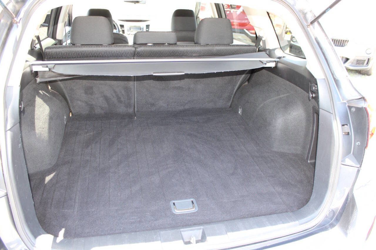 Used 2012 Subaru Outback 2.5i Premium w/ All-Weather Pkg AWD/4WD image 23