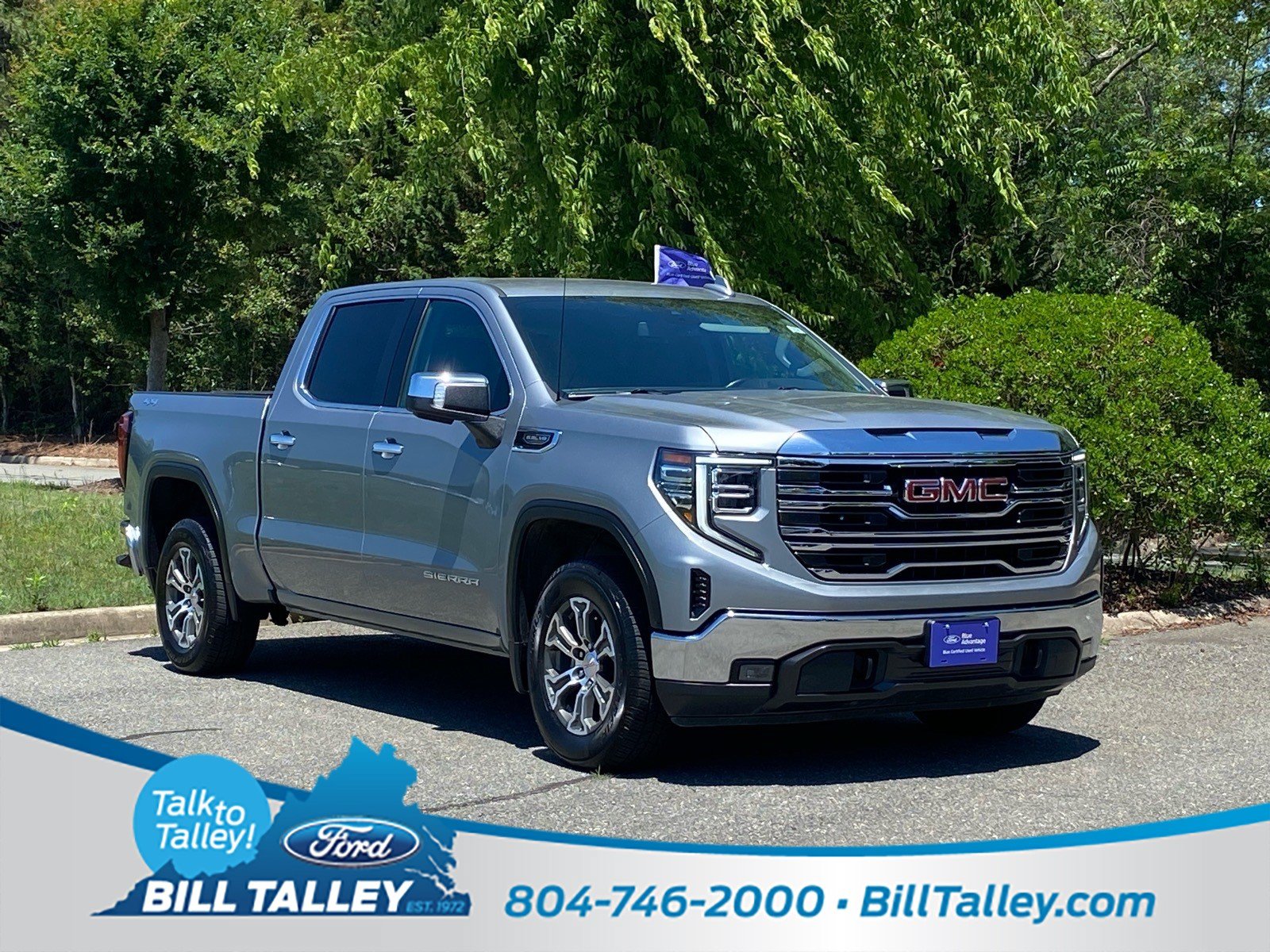 Used 2025 GMC Sierra 1500 SLT AWD/4WD image 1