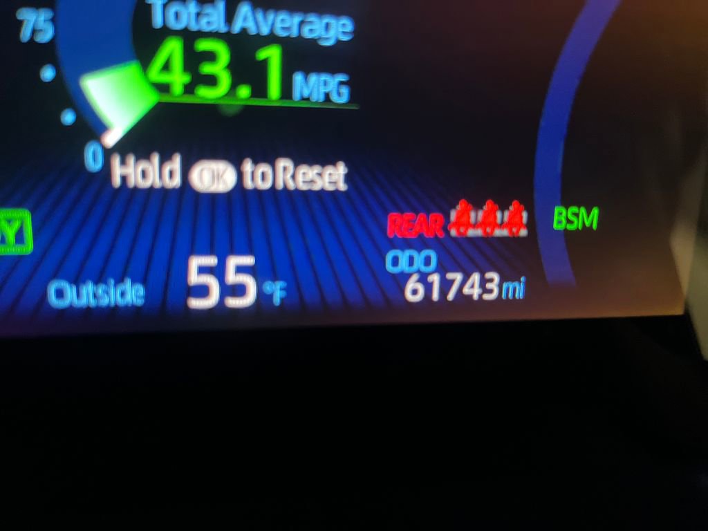 Used 2021 Toyota Corolla LE image 21