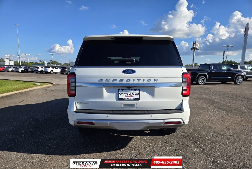 Used 2023 Ford Expedition Platinum image 6