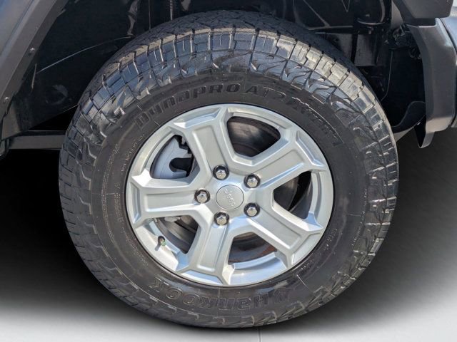 Used 2018 Jeep Wrangler Sport image 9