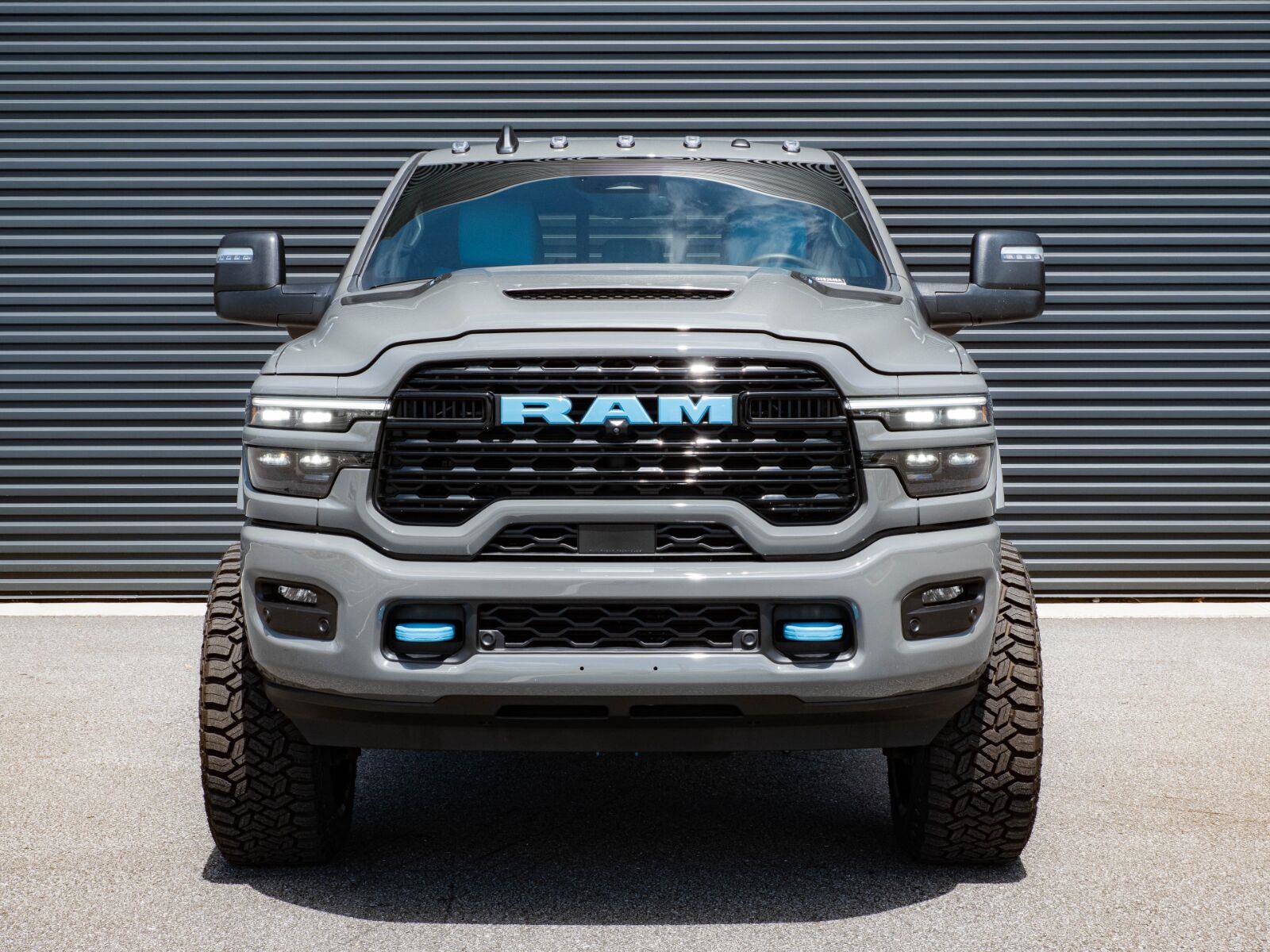 Used 2026 RAM 2500 Limited AWD/4WD image 33