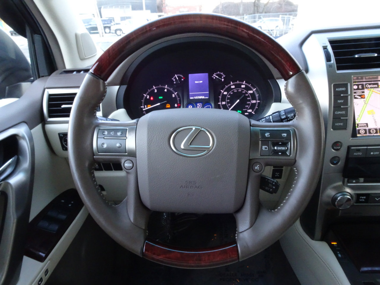 Used 2016 Lexus GX 460 w/ Premium Package image 19