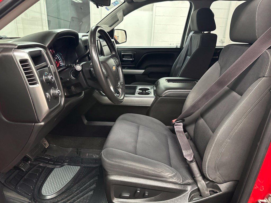 Used 2017 Chevrolet Silverado 1500 LT w/ All Star Edition AWD/4WD image 19