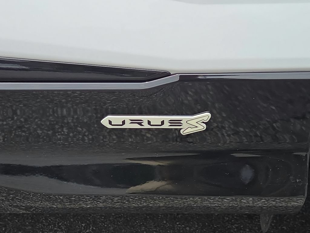 Used 2024 Lamborghini Urus S AWD/4WD image 28