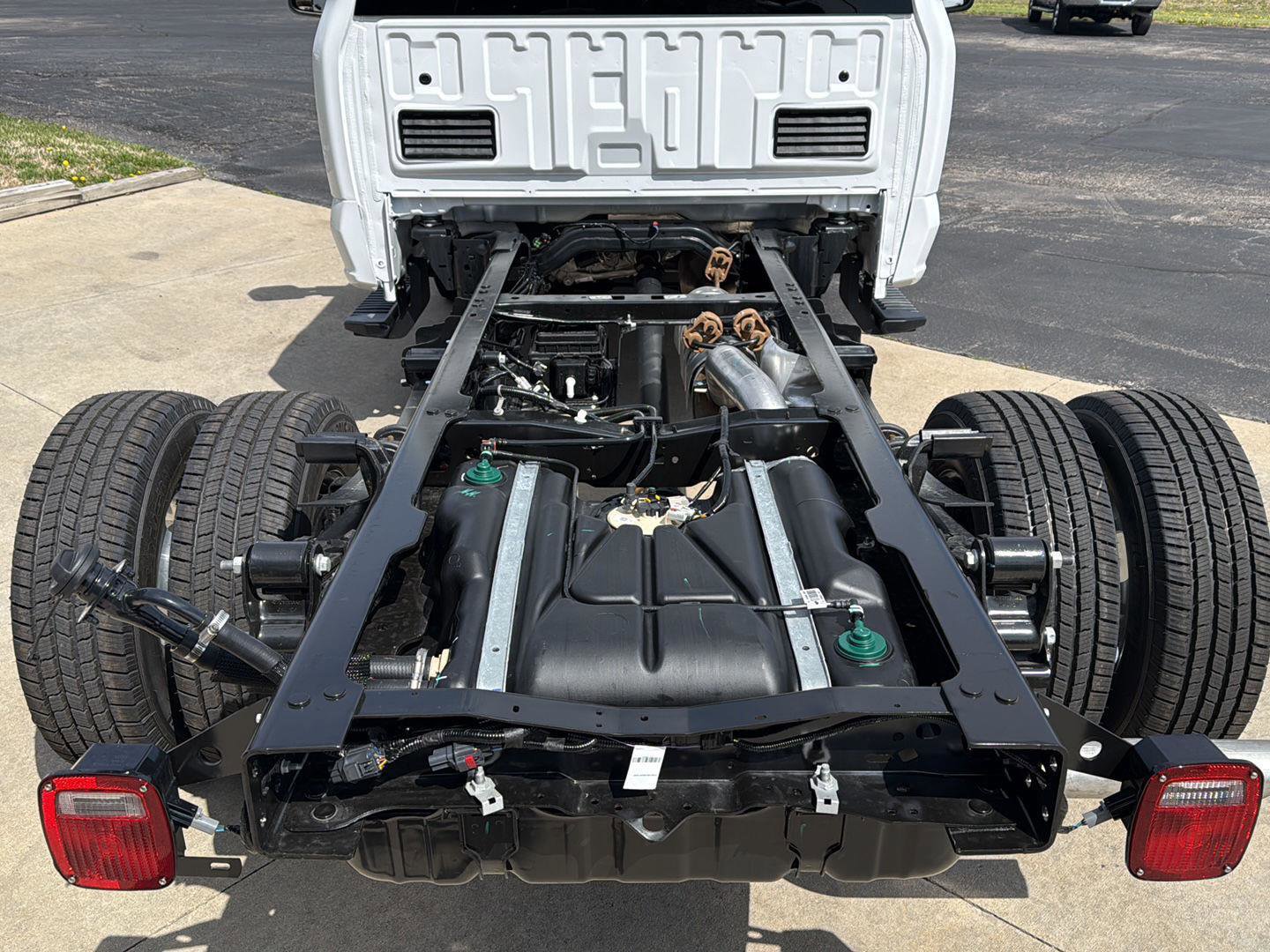 New 2026 Ford F350 XLT w/ XLT Value Package image 8