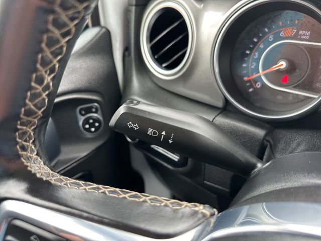 Used 2020 Jeep Wrangler Unlimited Sahara AWD/4WD image 21