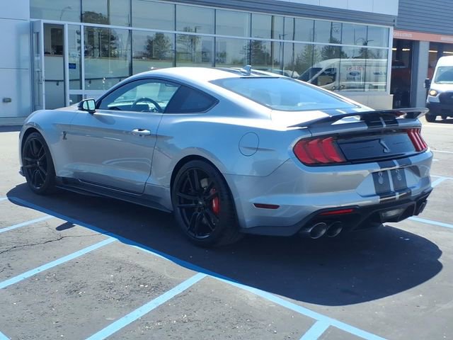 Used 2021 Ford Mustang Shelby GT500 w/ Technology Package RWD image 4