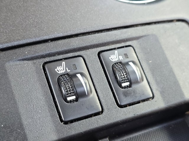 Used 2017 Toyota Camry XSE image 6