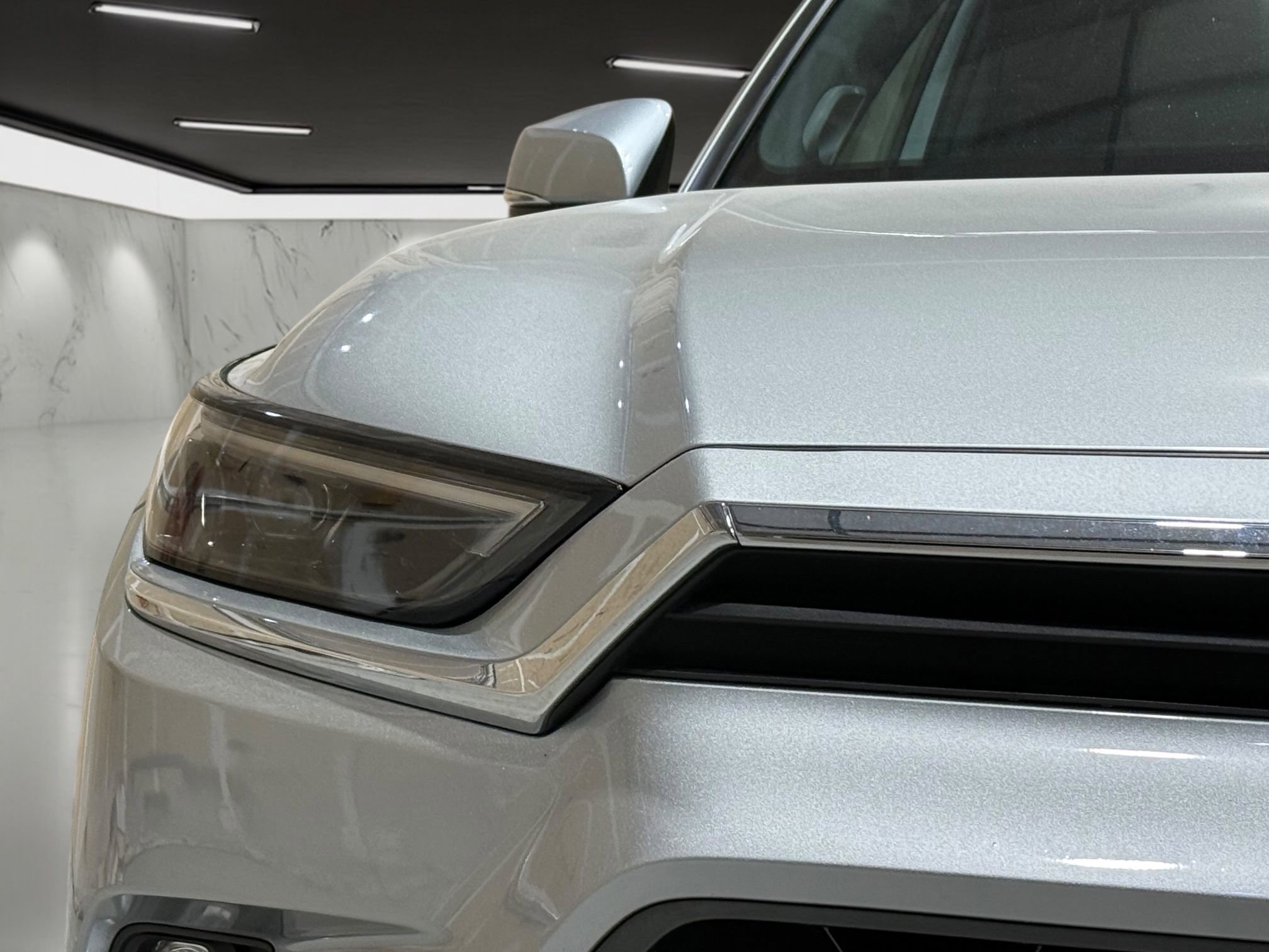 Used 2024 Toyota Grand Highlander AWD Hybrid image 10