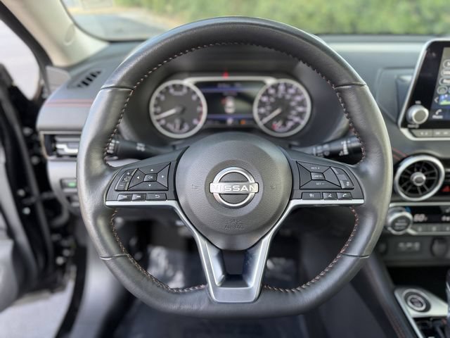 Used 2025 Nissan Sentra SR w/ SR Premium Package FWD image 14