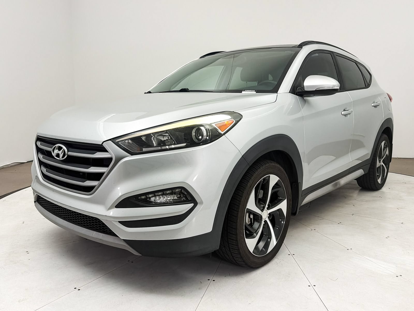 Used 2018 Hyundai Tucson Value FWD image 3