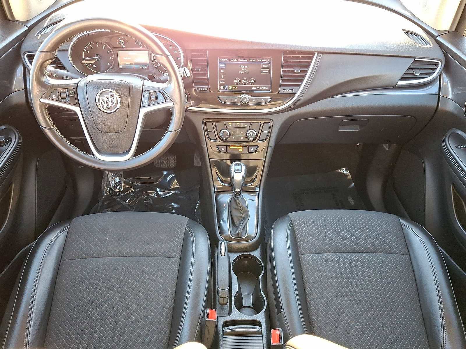 Used 2022 Buick Encore Preferred w/ Safety Package image 11