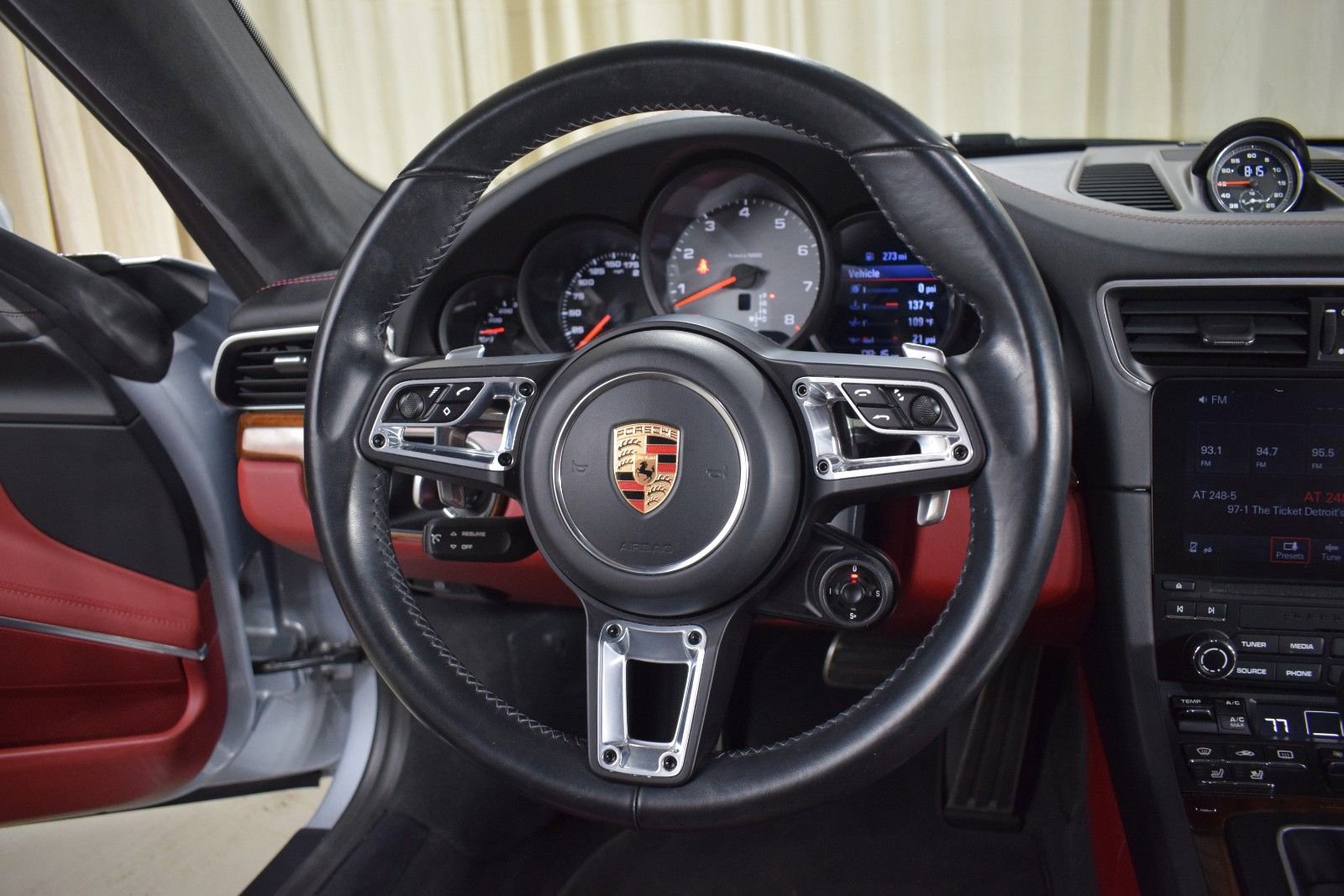 Used 2017 Porsche 911 Carrera S RWD image 24