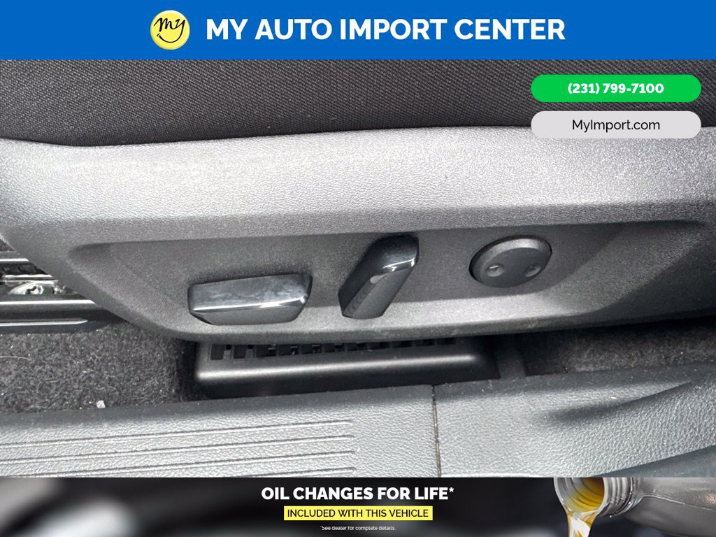 Used 2023 Nissan Rogue SV AWD/4WD image 12