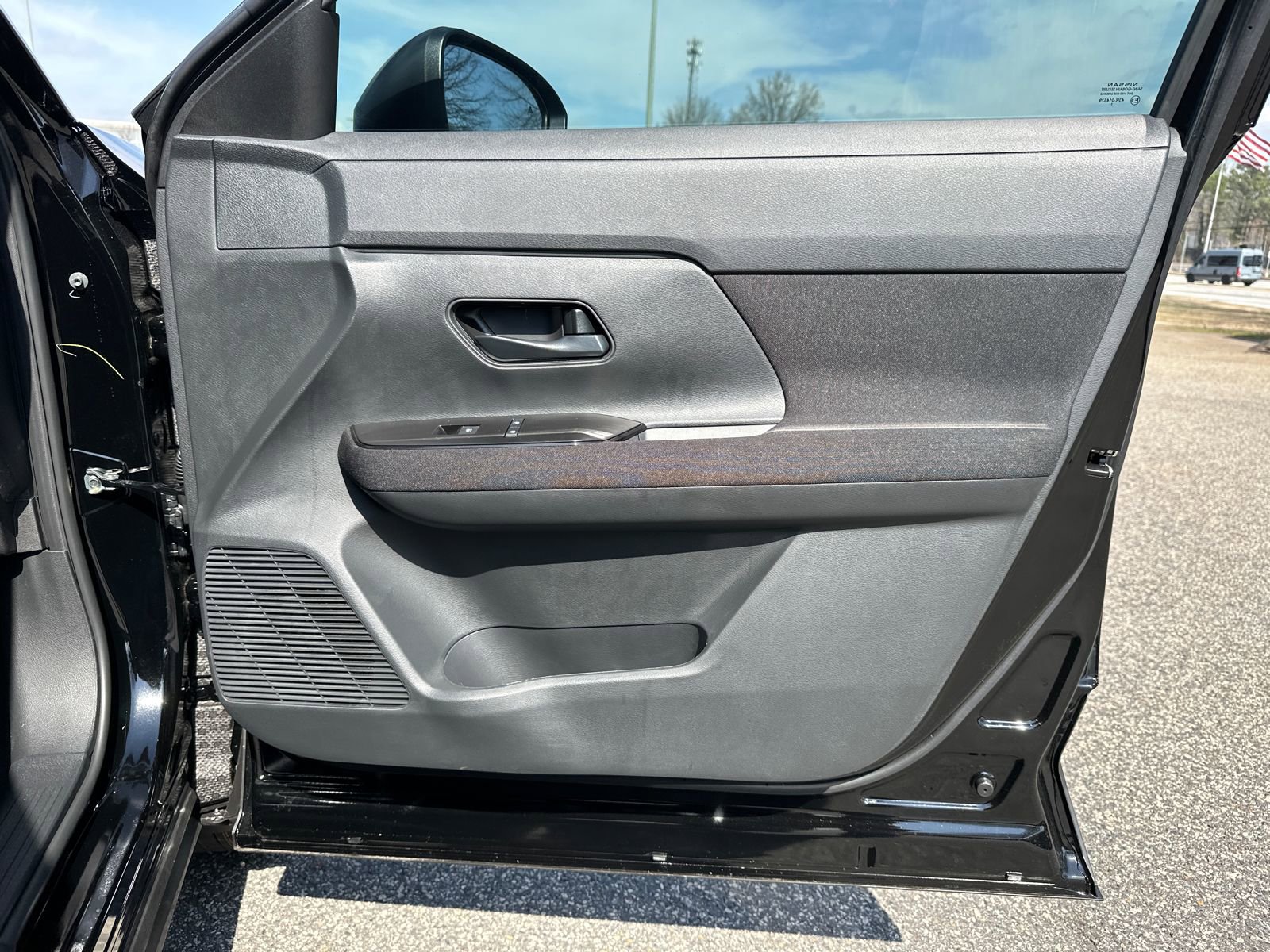 New 2026 Nissan Kicks S image 14