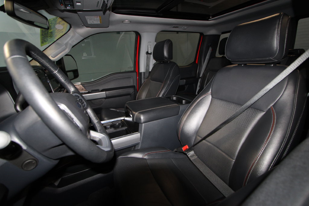 Used 2024 Ford F250 Lariat w/ Lariat Ultimate Package AWD/4WD image 4