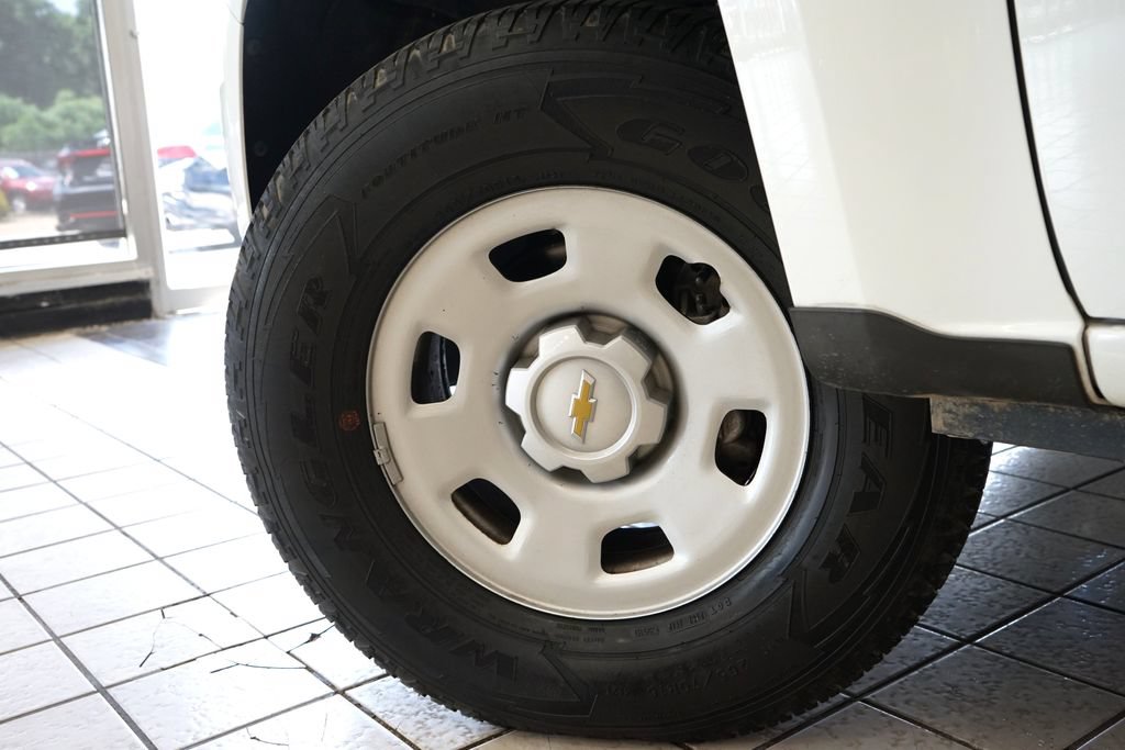 Used 2020 Chevrolet Colorado W/T RWD image 43