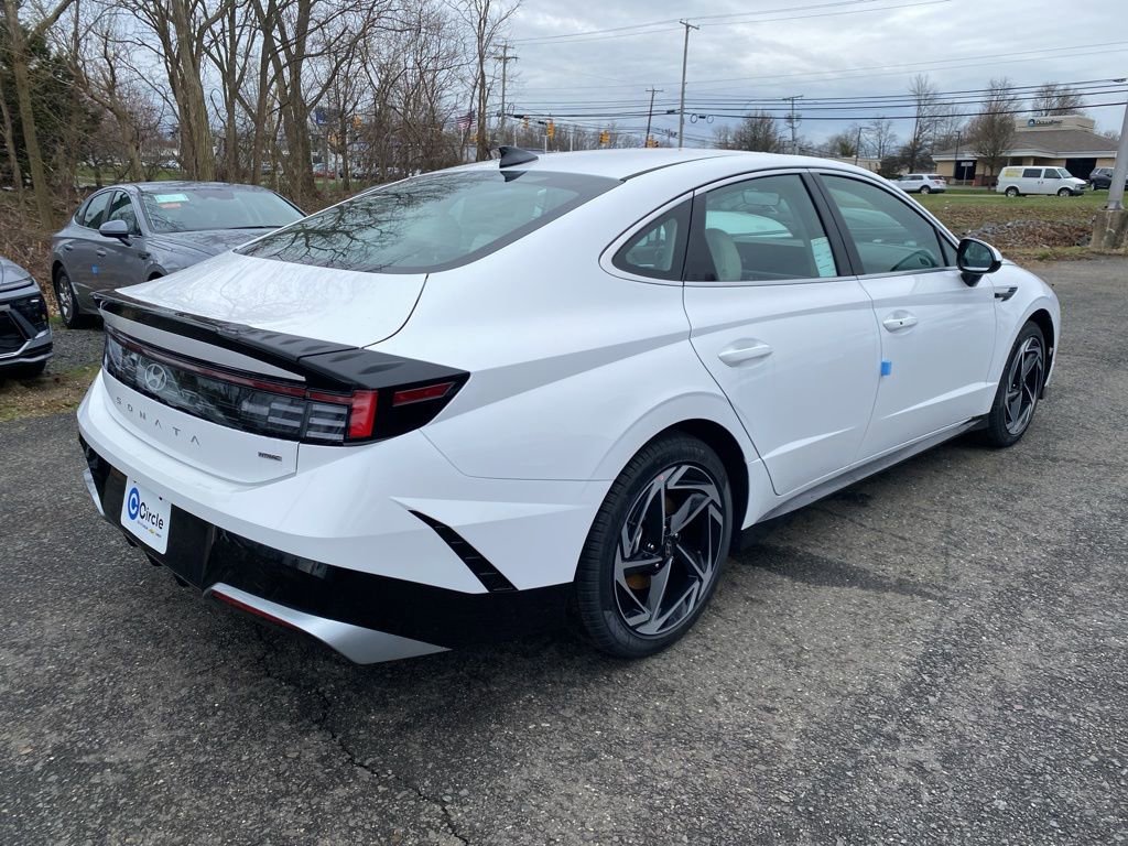New 2026 Hyundai Sonata SEL AWD/4WD image 4