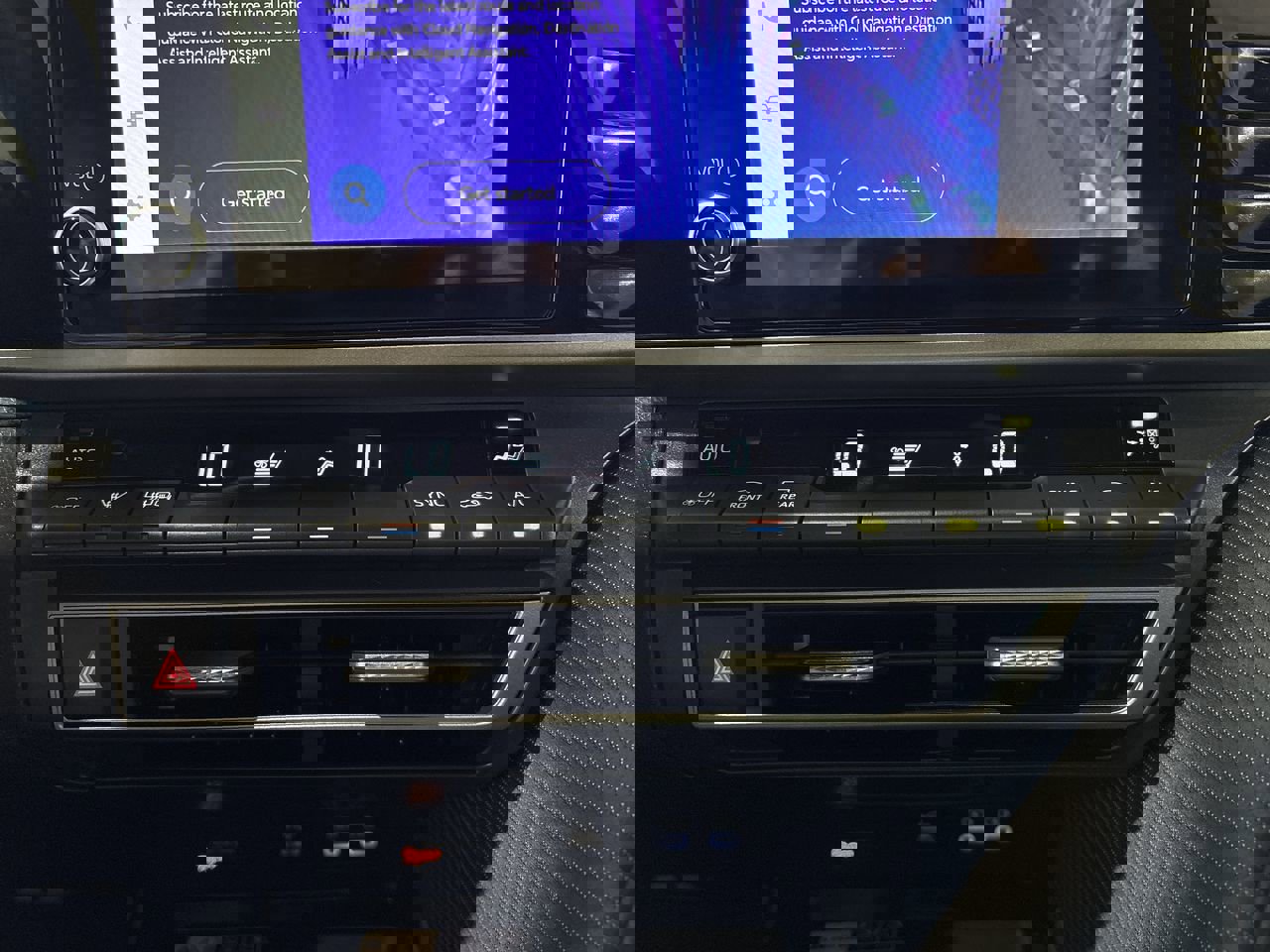 Certified 2025 Toyota Camry SE image 20