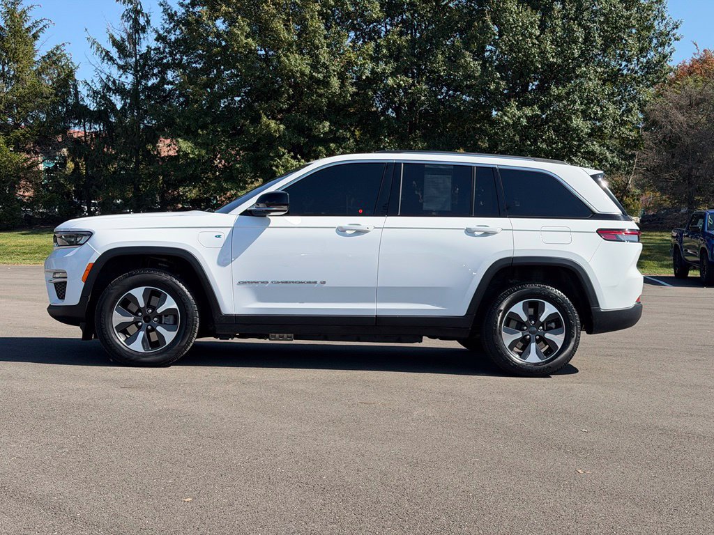 Used 2024 Jeep Grand Cherokee Limited 4xe AWD/4WD image 3