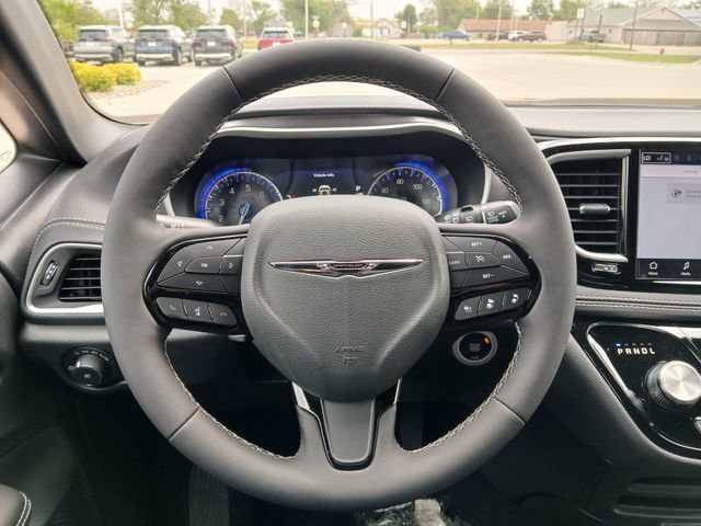 New 2026 Chrysler Pacifica Select w/ S Appearance Package FWD image 20