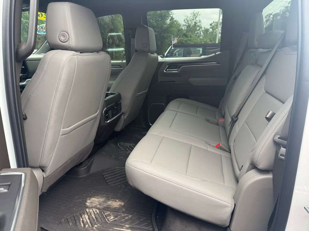 Used 2026 Chevrolet Silverado 1500 LTZ image 7