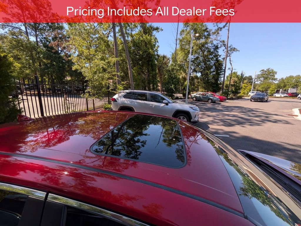 Used 2021 Toyota Camry SE w/ Convenience Package FWD image 11