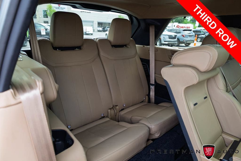 Used 2025 Land Rover Range Rover Long Wheelbase Autobiography AWD/4WD image 10
