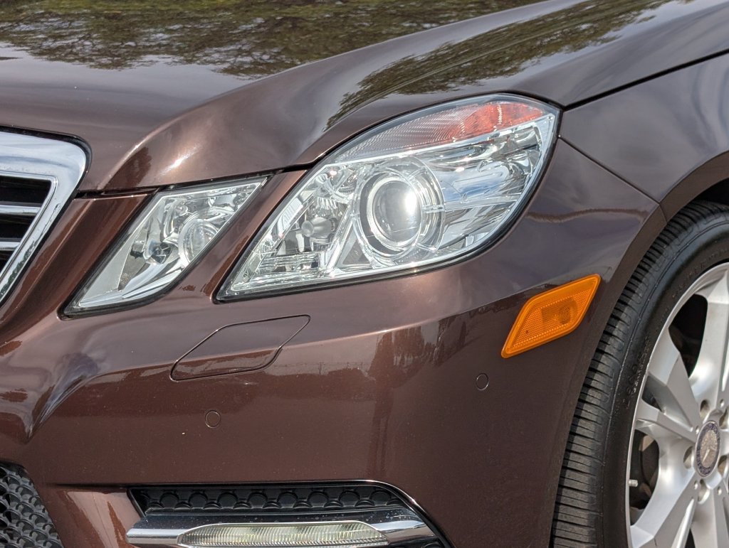 Used 2012 Mercedes-Benz E 350 4MATIC Sedan image 10