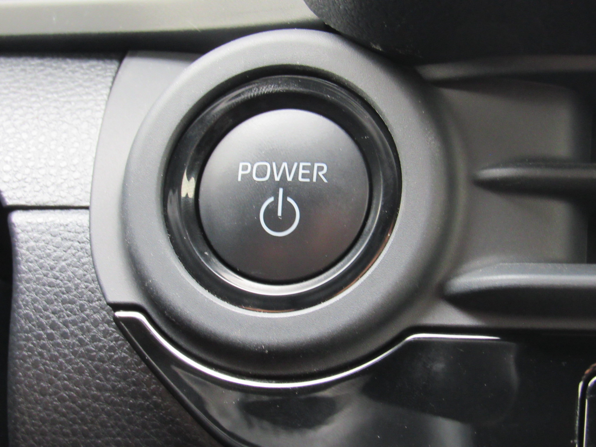 Used 2023 Toyota Crown AWD/4WD image 22