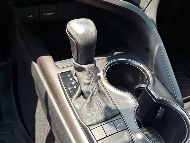 Used 2023 Toyota Camry SE w/ Convenience Package FWD image 11