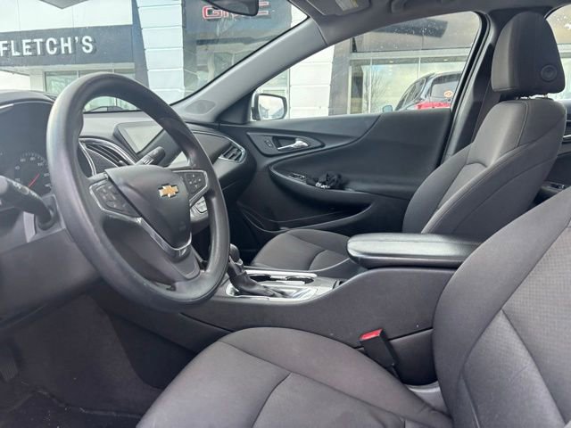 Used 2021 Chevrolet Malibu LT image 9