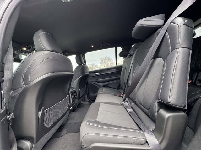 New 2025 Jeep Grand Cherokee L Laredo w/ Luxury Tech Group I image 19