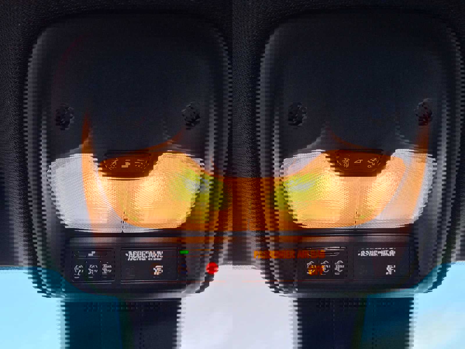 New 2024 GMC Canyon Elevation w/ Convenience Package image 31