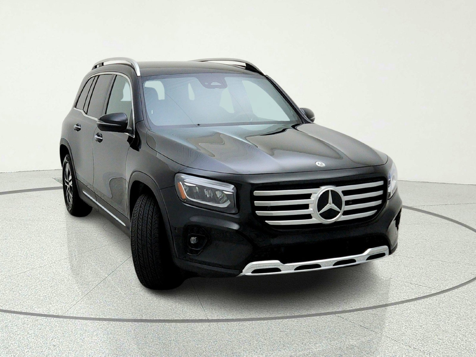 Certified 2024 Mercedes-Benz GLB 250 image 4