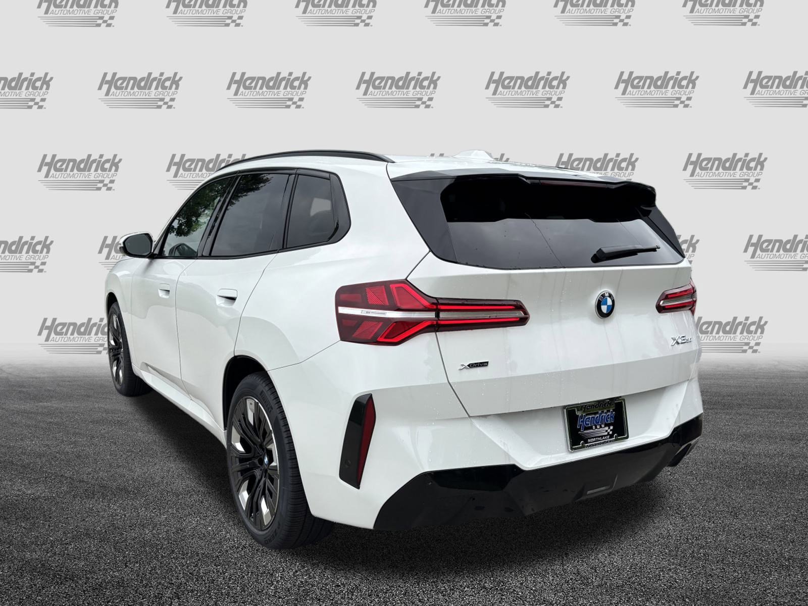 Used 2026 BMW X3 xDrive30 w/ Premium Package image 7