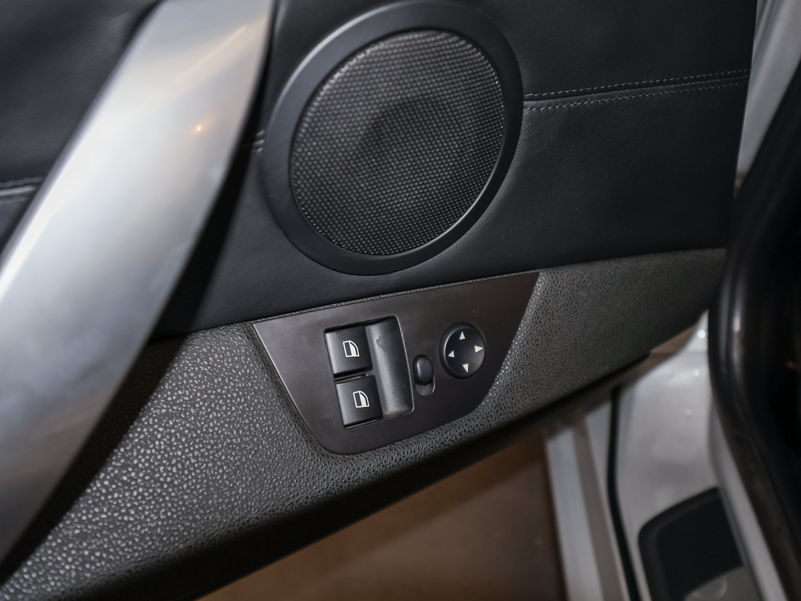 Used 2006 BMW M Roadster RWD image 19