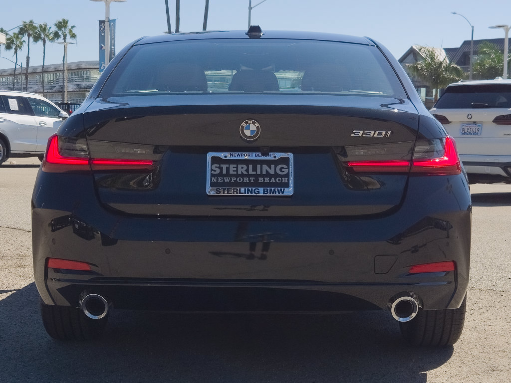 New 2026 BMW 330i Sedan w/ Premium Package RWD image 5