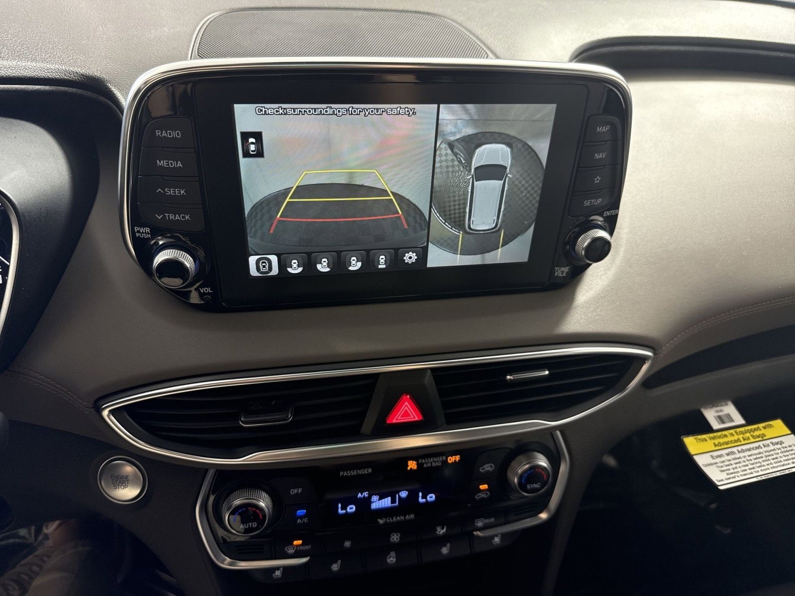 Used 2020 Hyundai Santa Fe Limited image 19