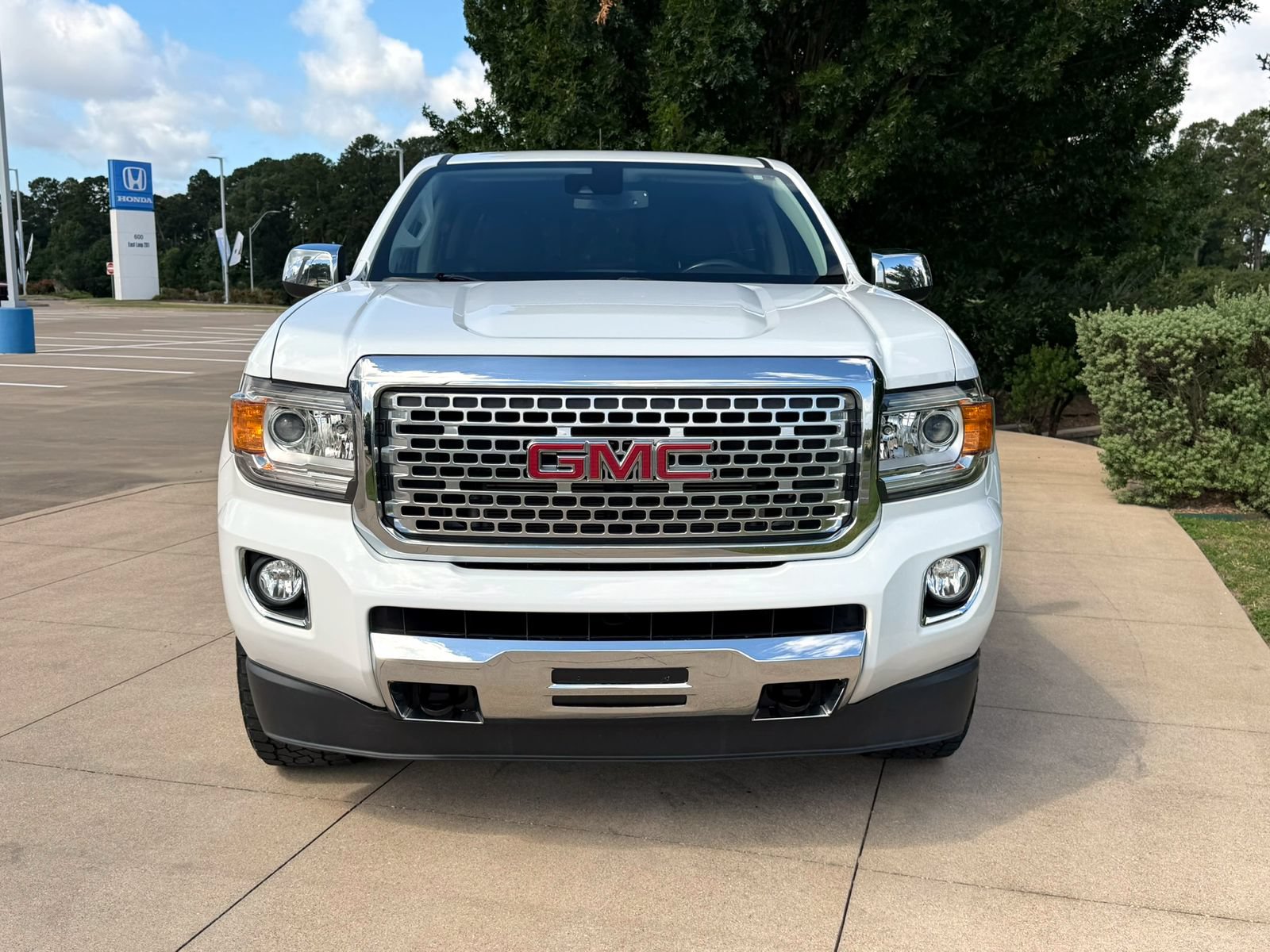 Used 2019 GMC Canyon Denali AWD/4WD image 2