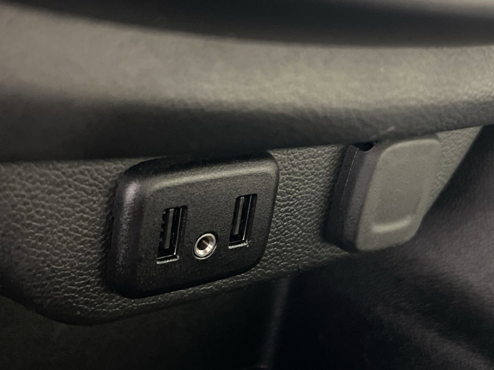 Used 2023 Chevrolet Traverse LS w/ Safety Package image 34