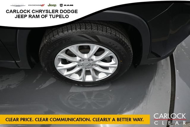 Used 2021 Jeep Cherokee Latitude FWD image 41
