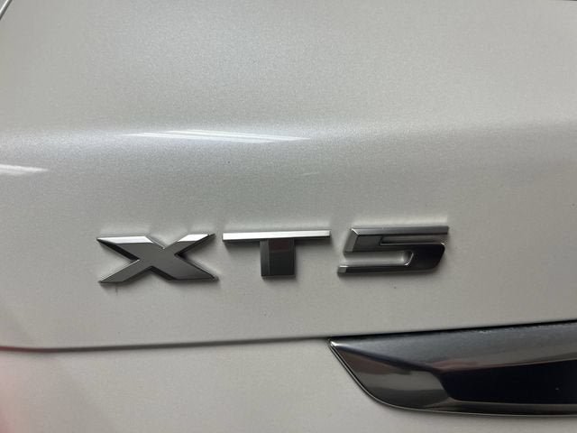 Certified 2019 Cadillac XT5 Luxury FWD image 32