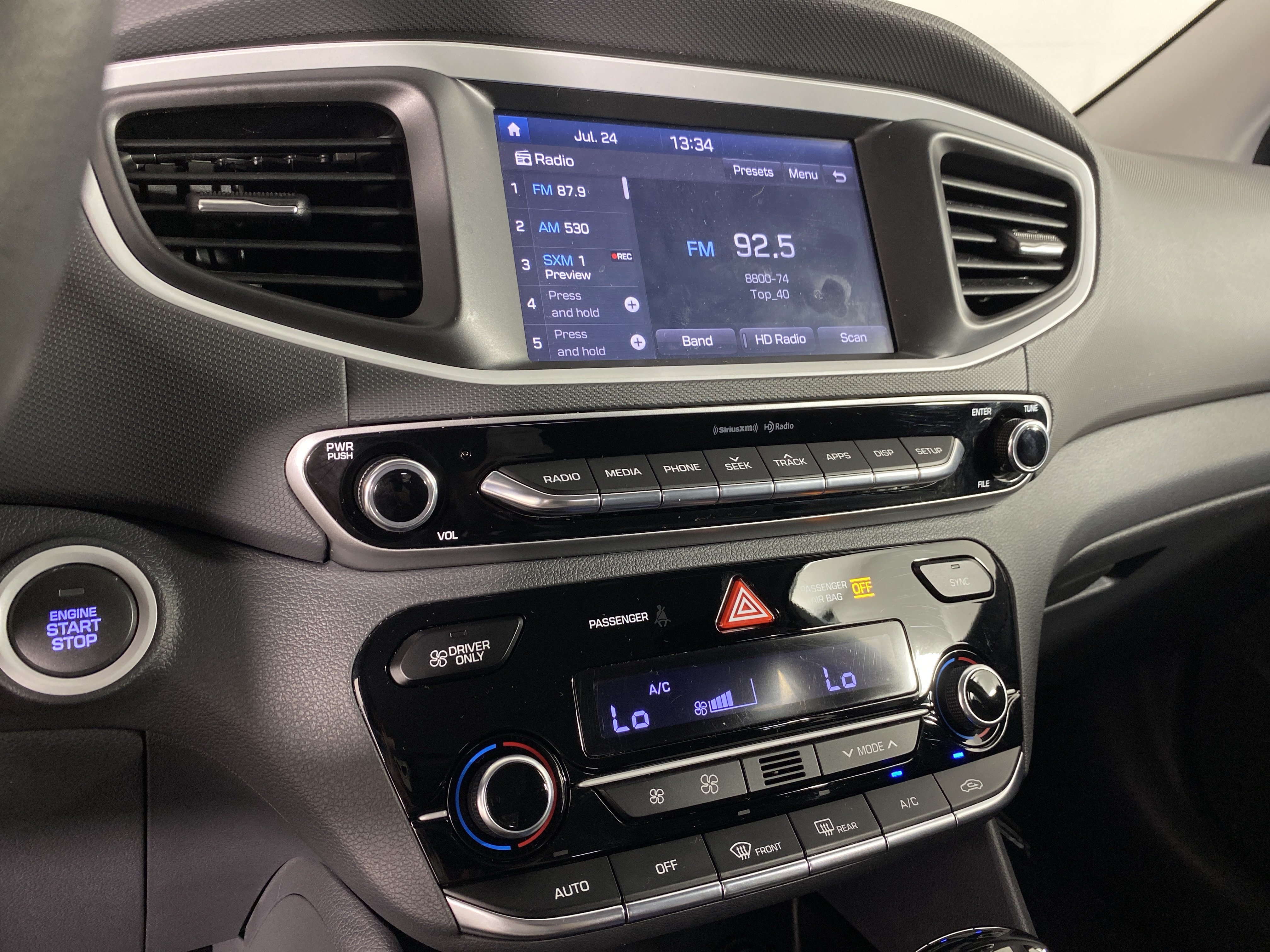 Used 2019 Hyundai Ioniq Blue FWD image 33