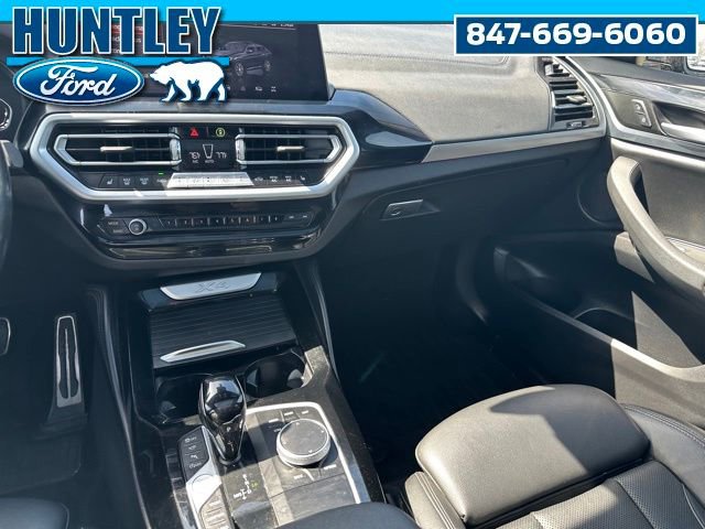 Used 2022 BMW X4 xDrive30i AWD/4WD image 18